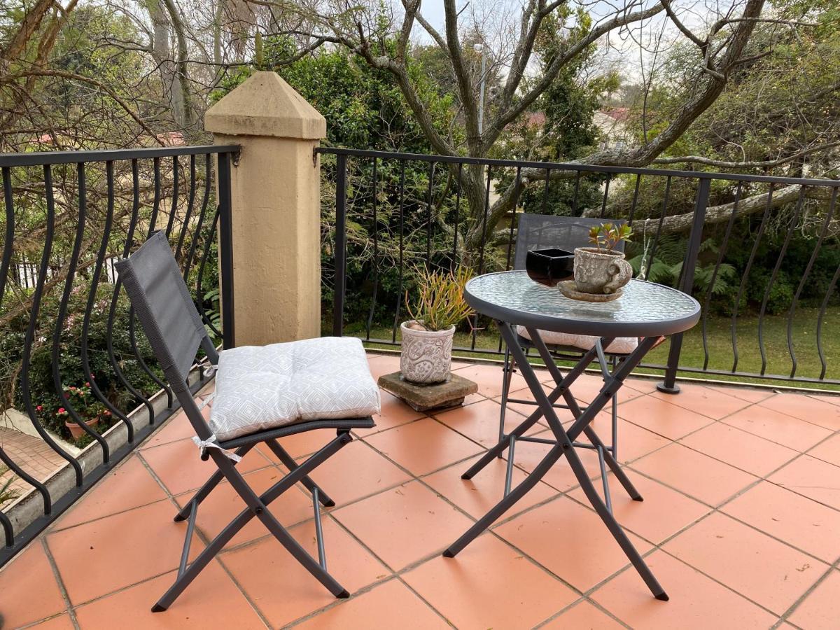Tuscan Rose Johannesburg Bagian luar foto